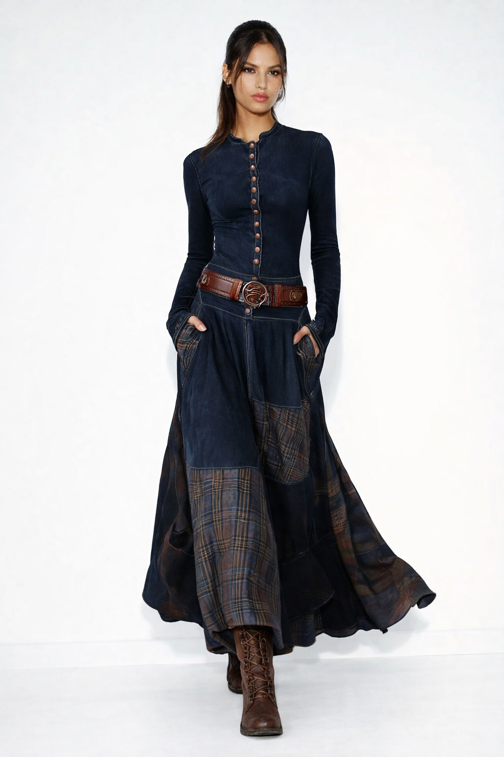 Carmen | Robe Maxi en Daim avec Ceinture