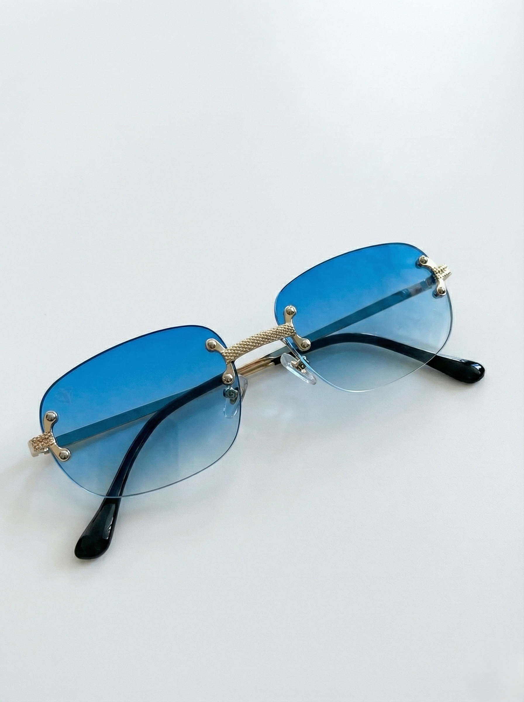 ALESIO | Lunettes de Soleil Bleu Ciel